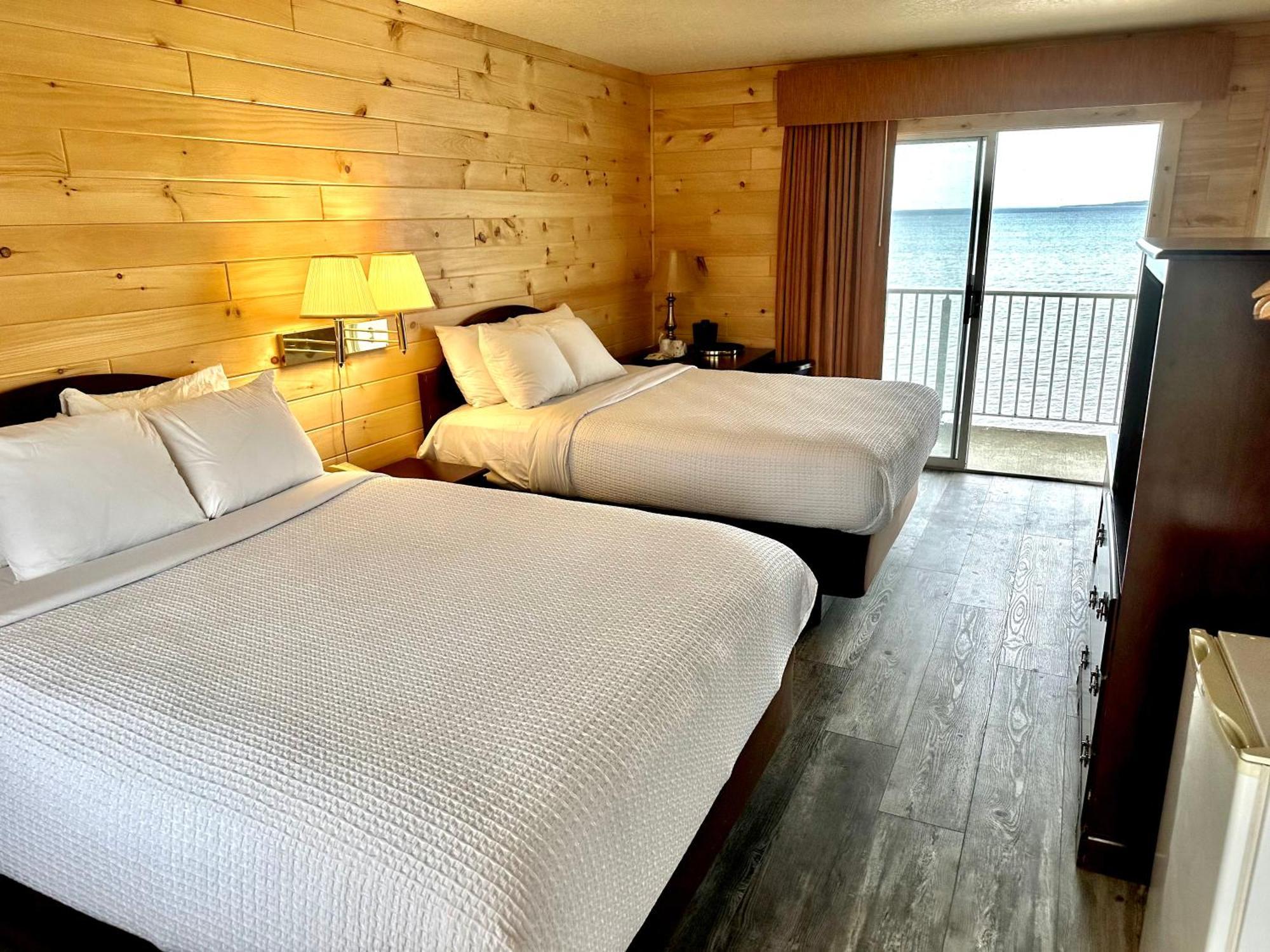 Bridgeview Motel Mackinaw City Zewnętrze zdjęcie